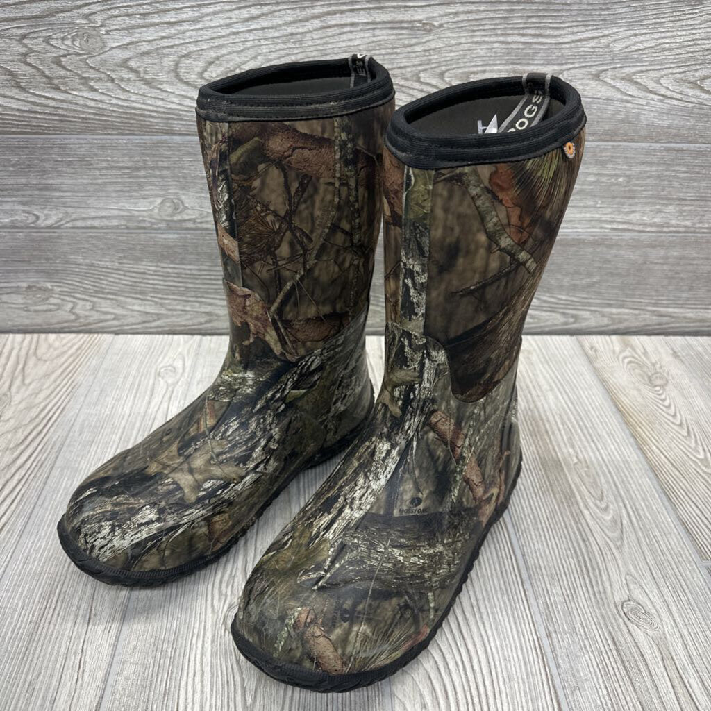 Classic High Camo Snow Boots 7y