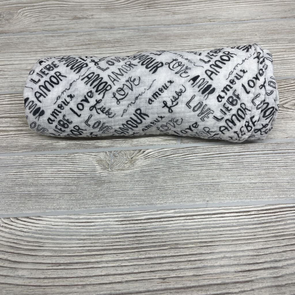 Muslin Blanket Love