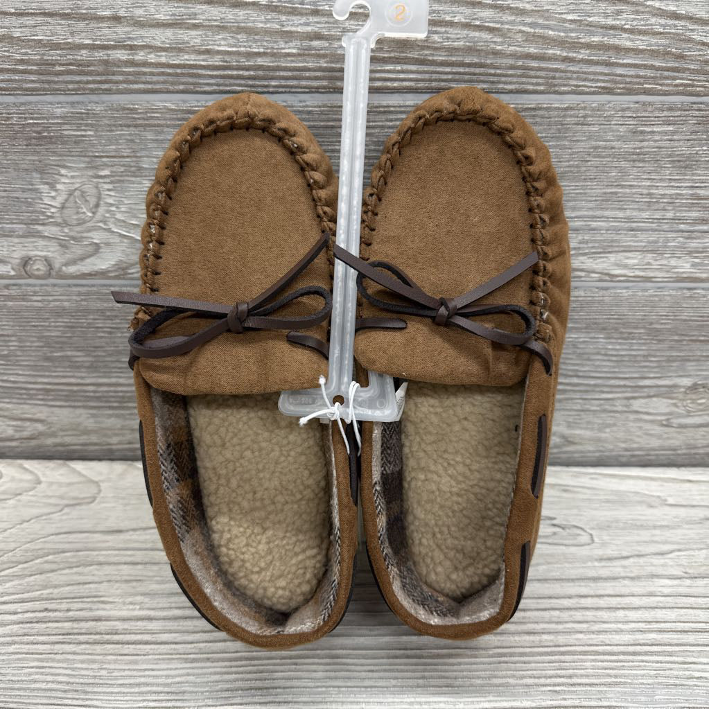 NEW Lionel Slippers