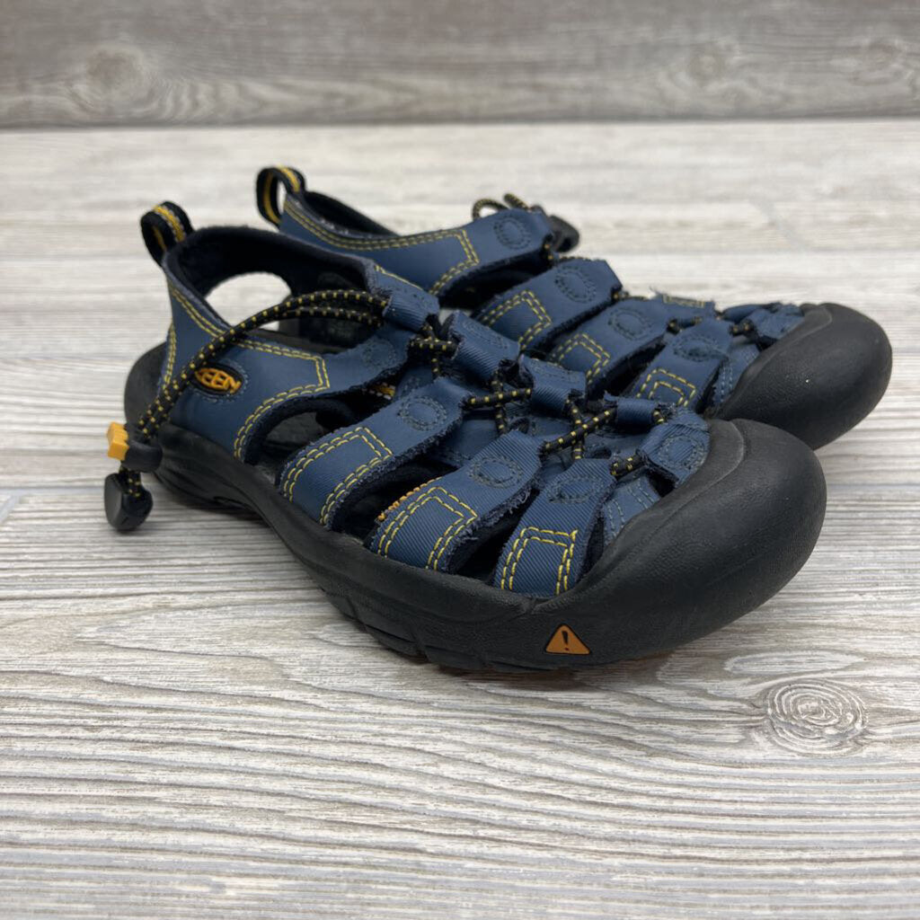 Toggle Fisherman Sandals