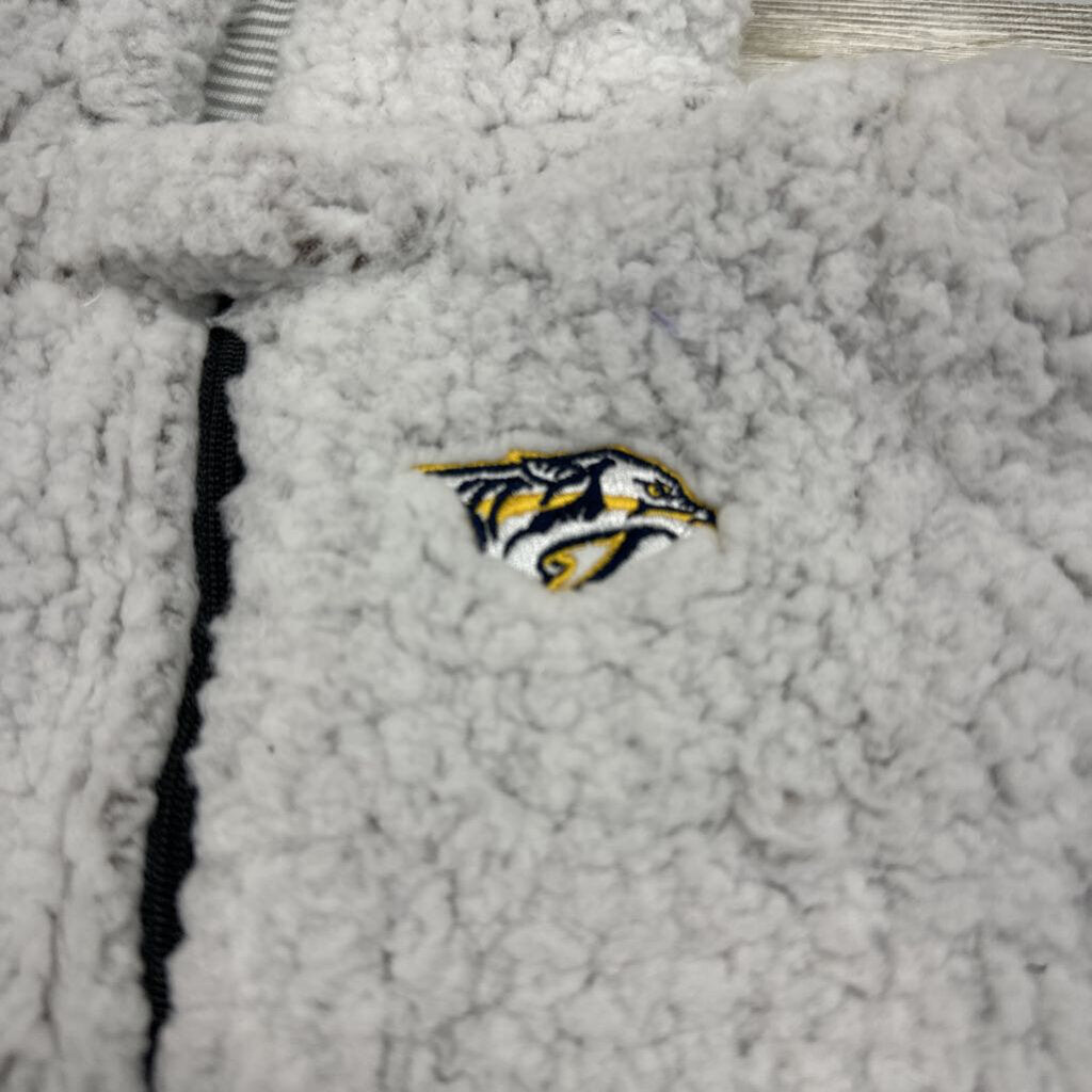 NEW Sherpa Outfit Nashville Predators