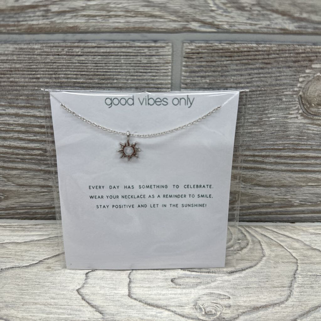 NEW Message Necklace Good Vibes Only