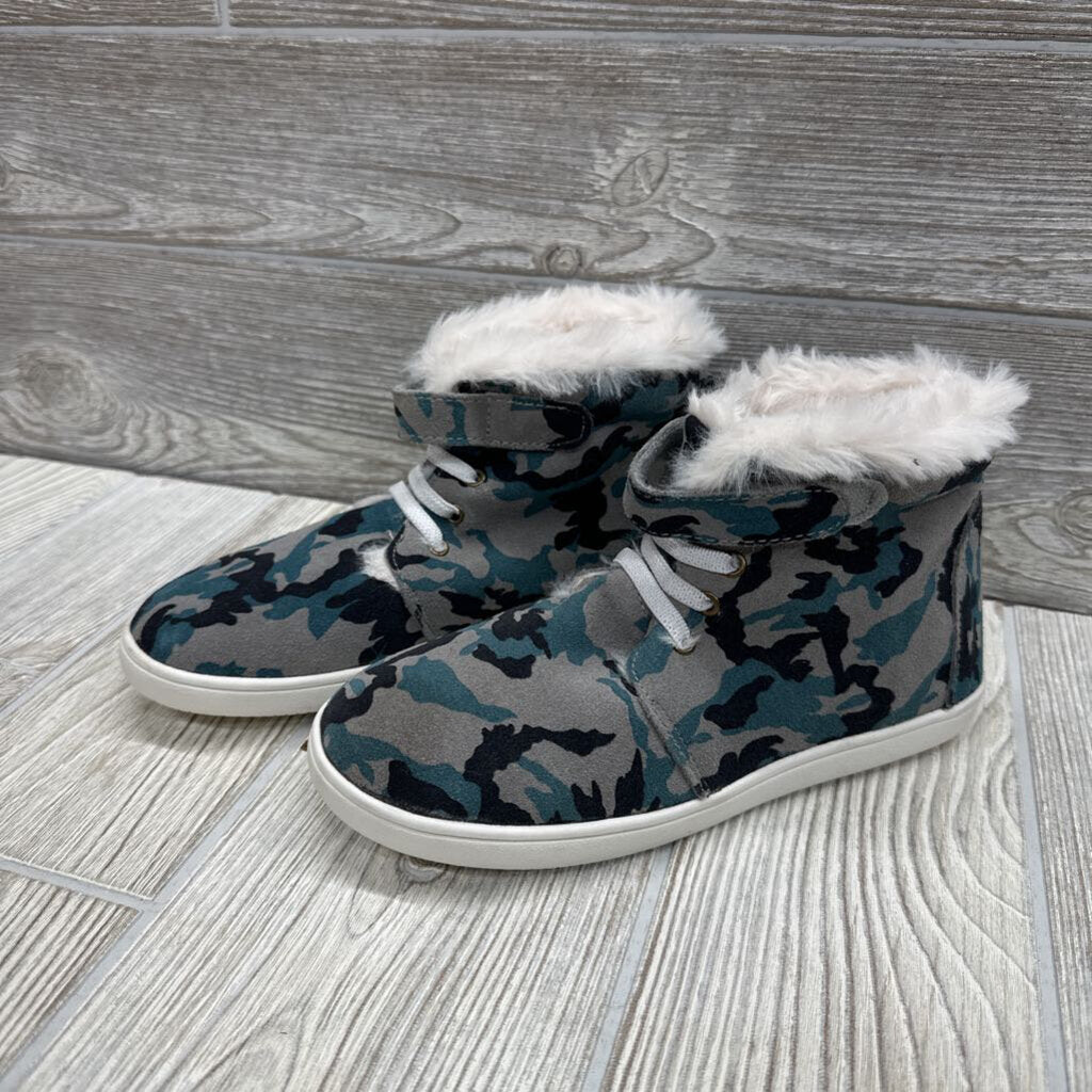 NEW Velcro High Top Camo Shoes Faux Fur