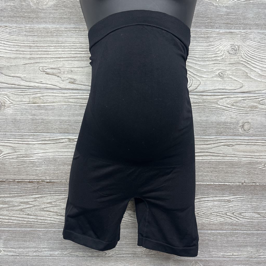 Support Girl Shorts Small