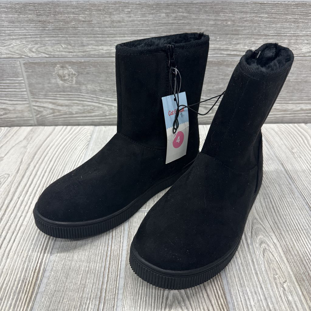 NEW Holland Side Zip Boots 4y