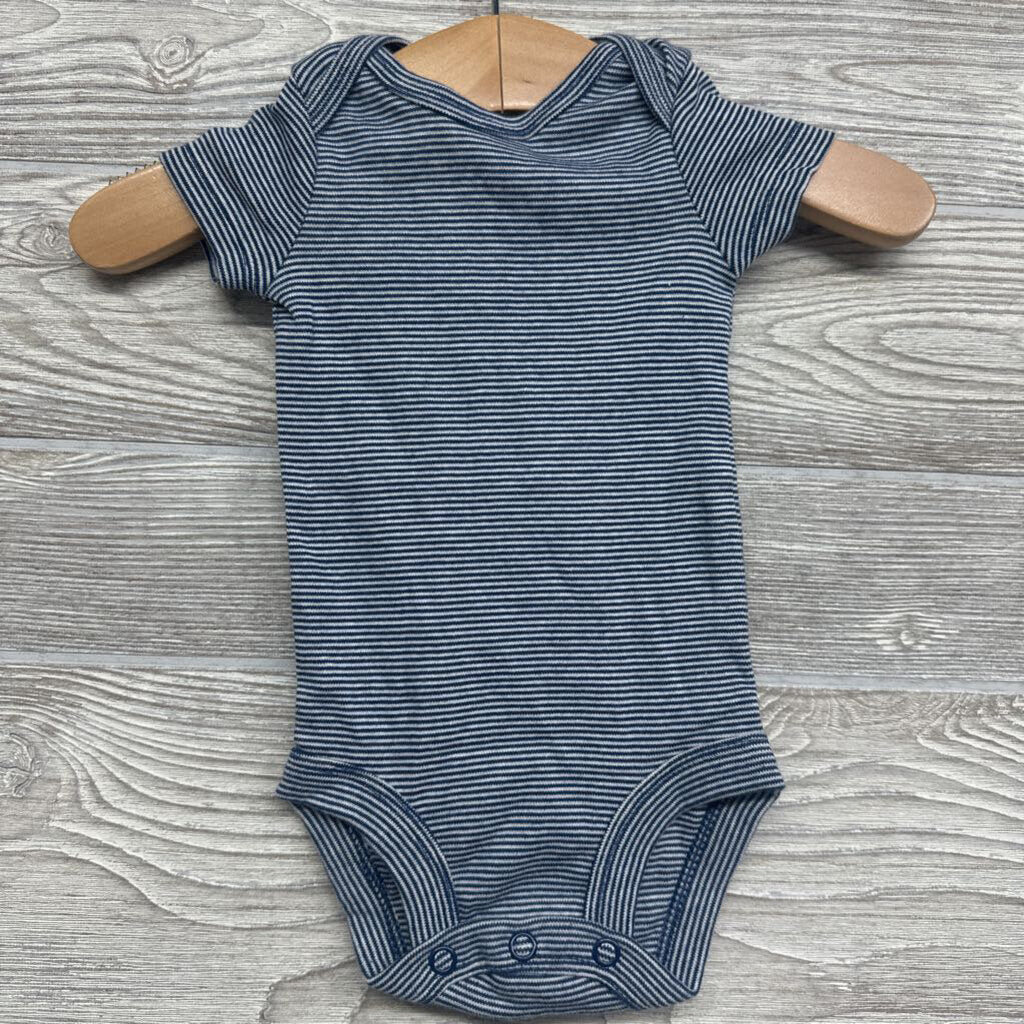 NEW Shirt, Bodysuit & Shorts Sharks Stripes nb