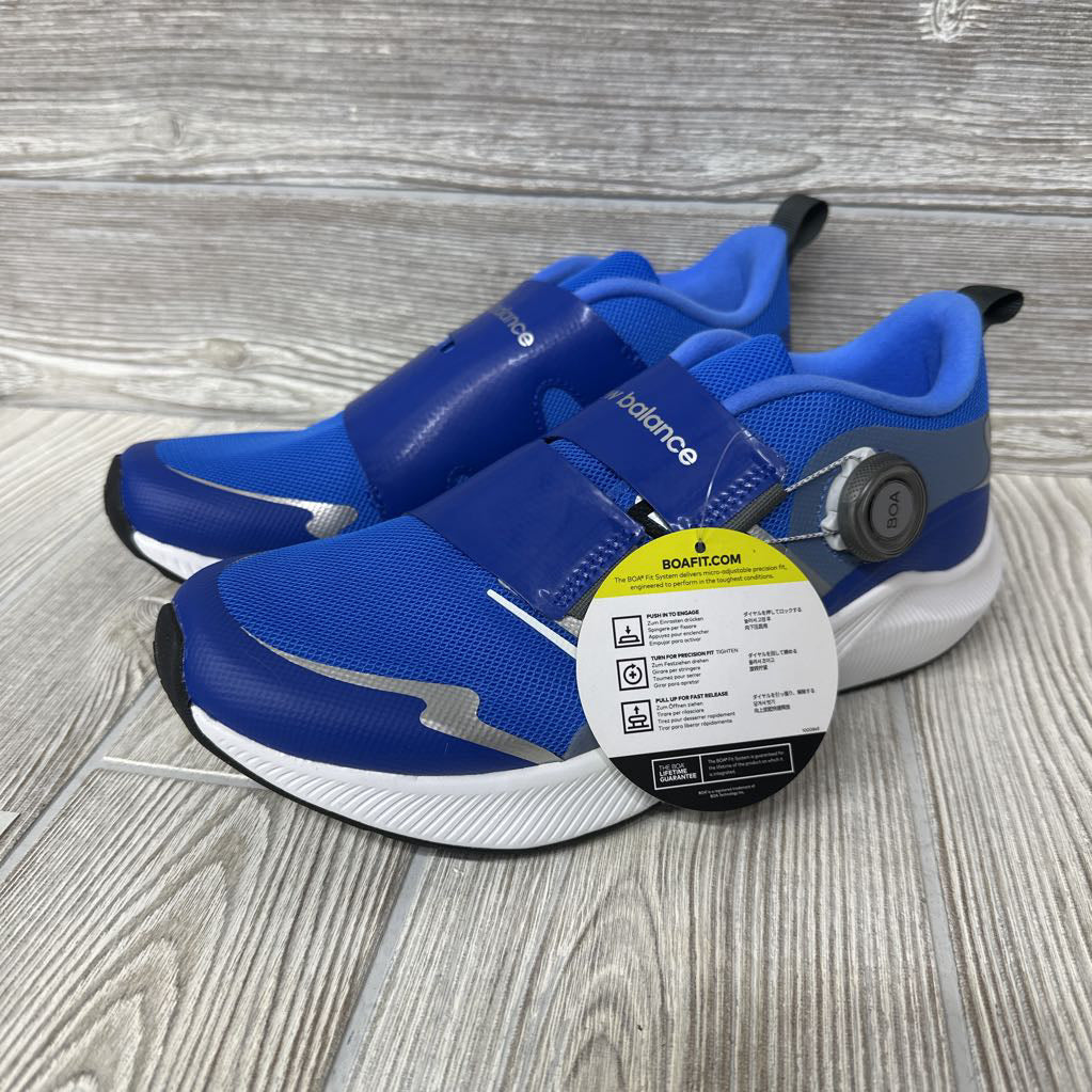 NEW DynaSoft Reveal V4 Shoes 6.5y