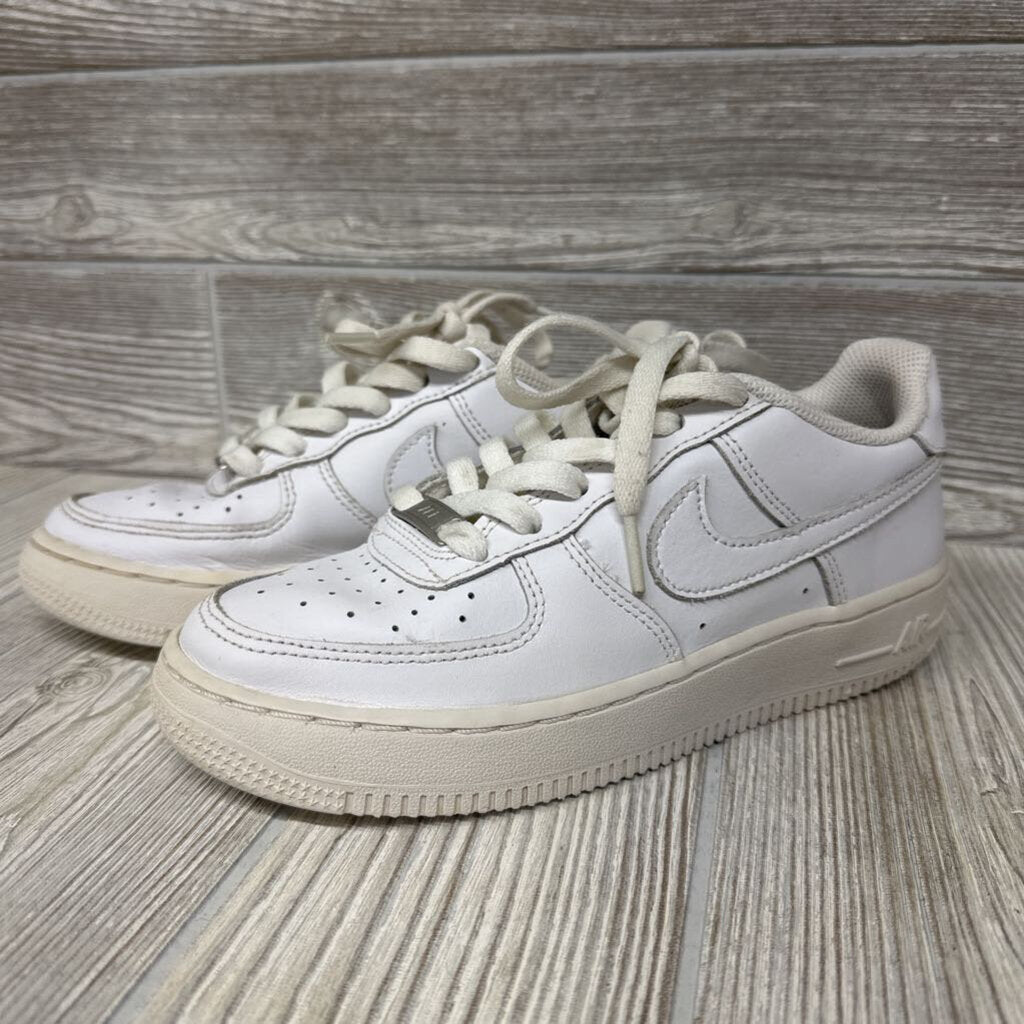 Air Force 1 LE Sneakers