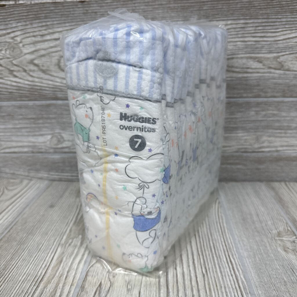 18 Pk Overnight Diapers Winnie The Pooh