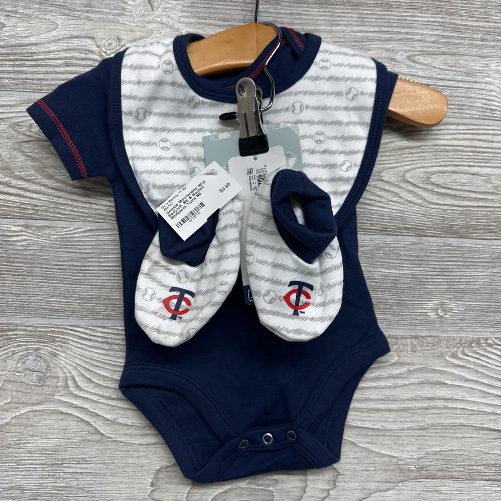 NEW Bodysuit, Bib & Booties Minnesota Twins NB