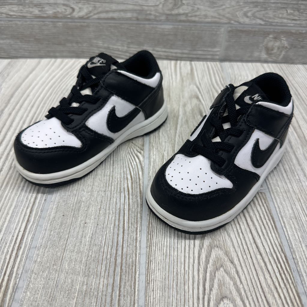 Dunk Low Sneakers 7c
