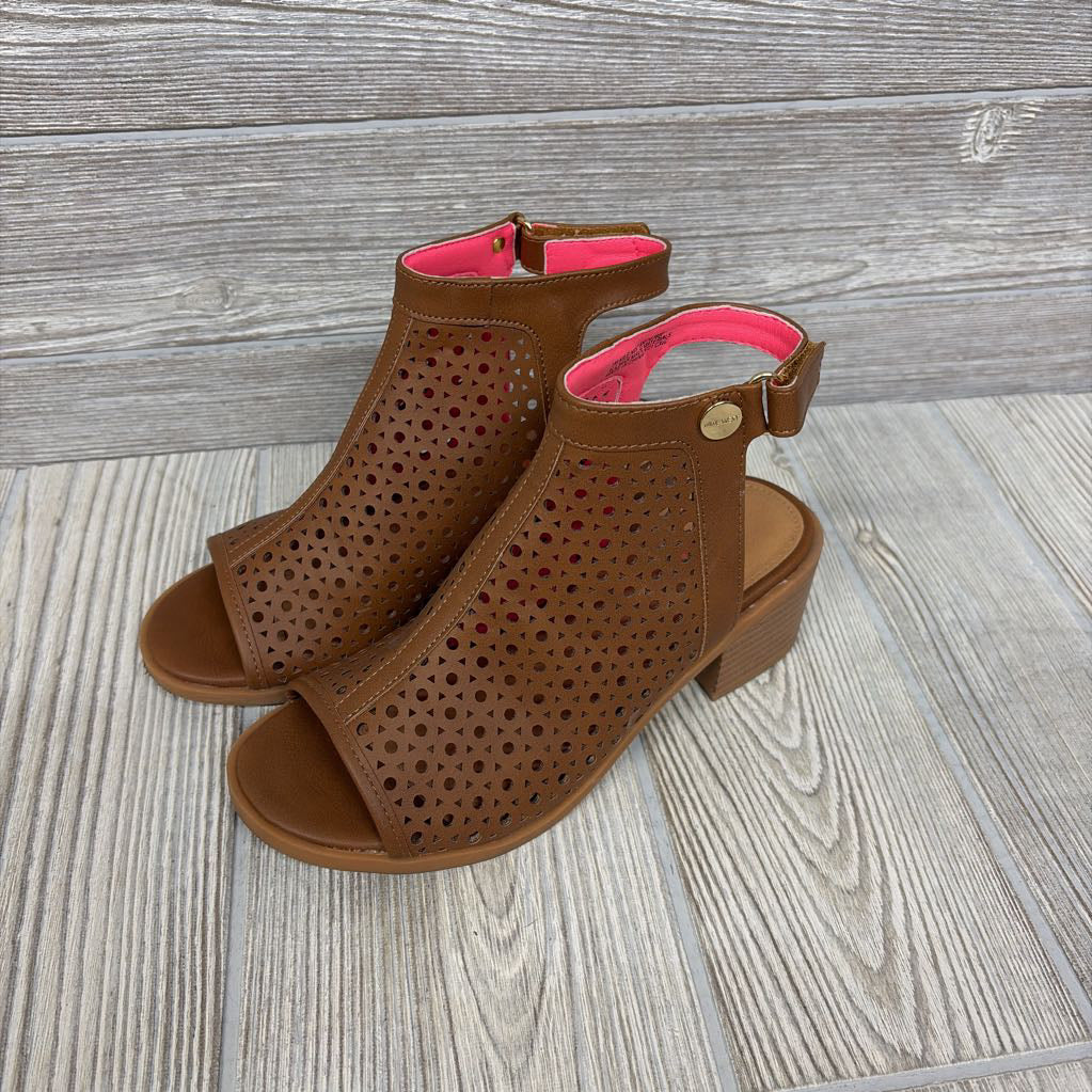 Heel Sandals W/ Backstrap 1Y