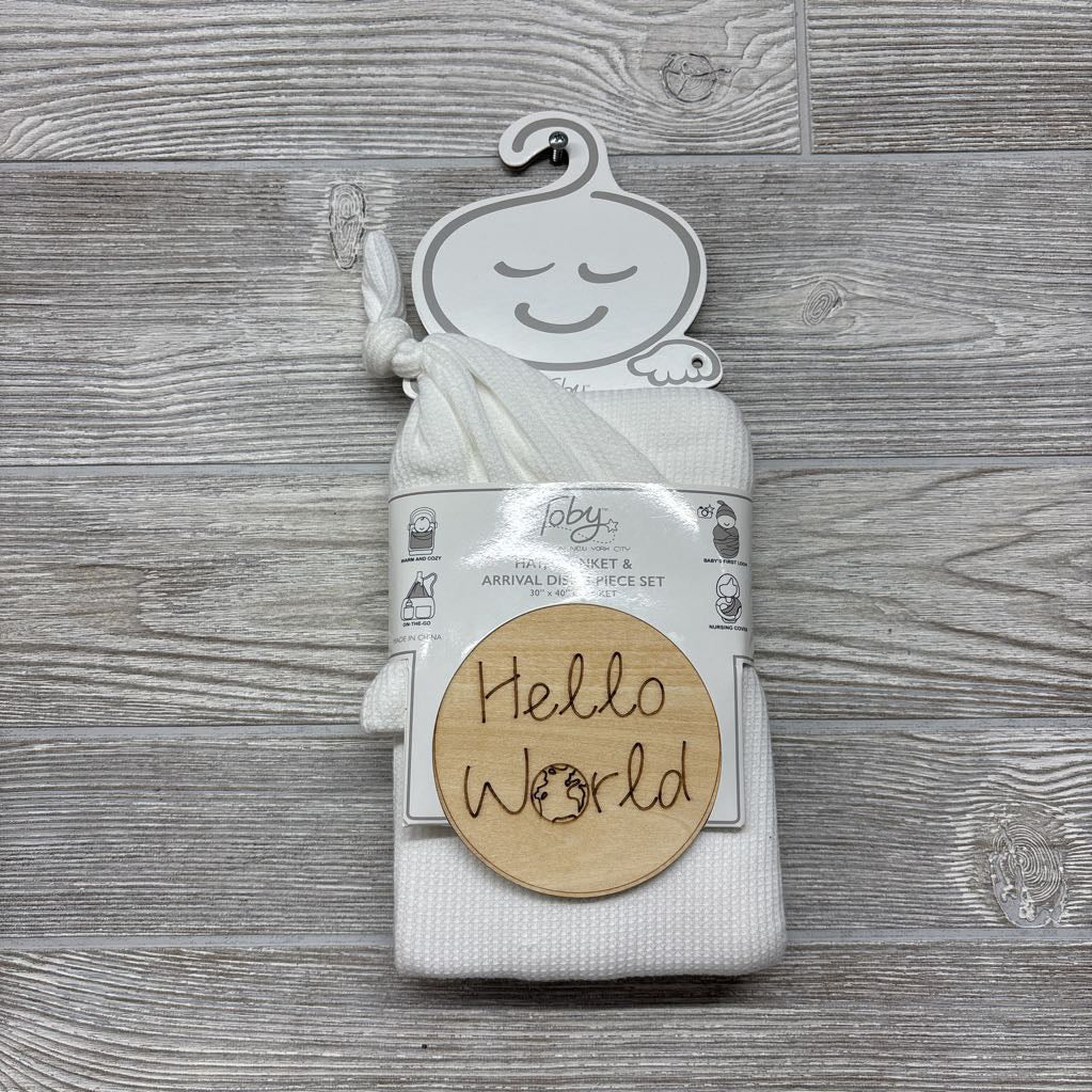 NEW 3 Pc Swaddle W/ Hat & Arrival Disk