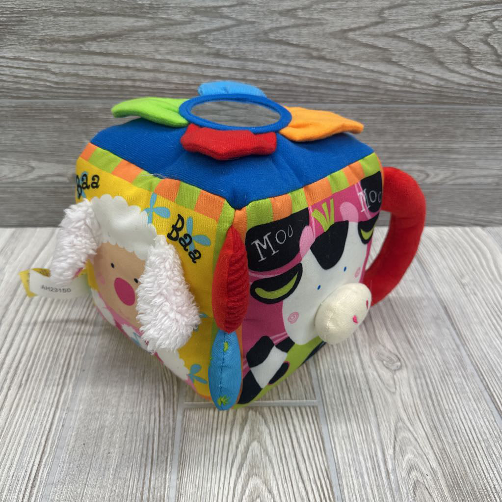 K's Kids Musical Farmyard Cube
