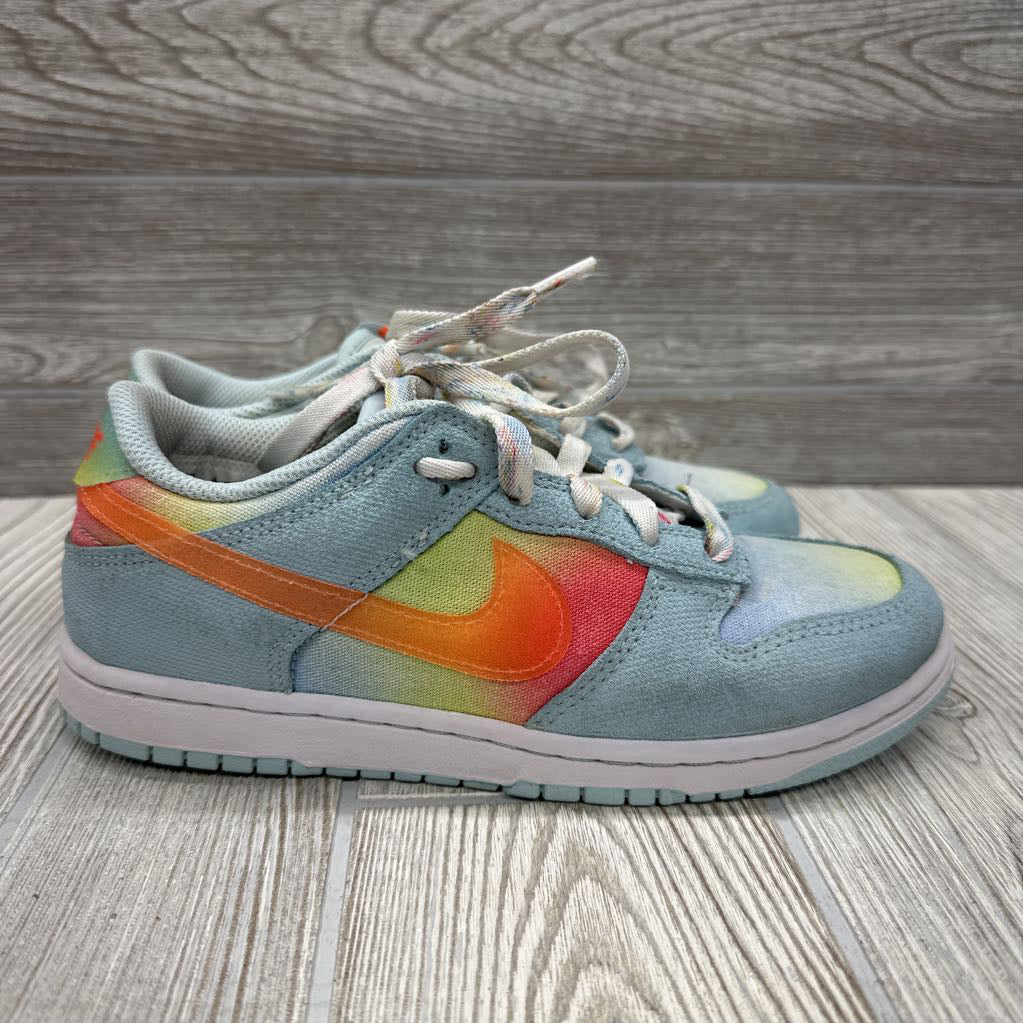 Dunk Low Heat Map Sneakers 3y