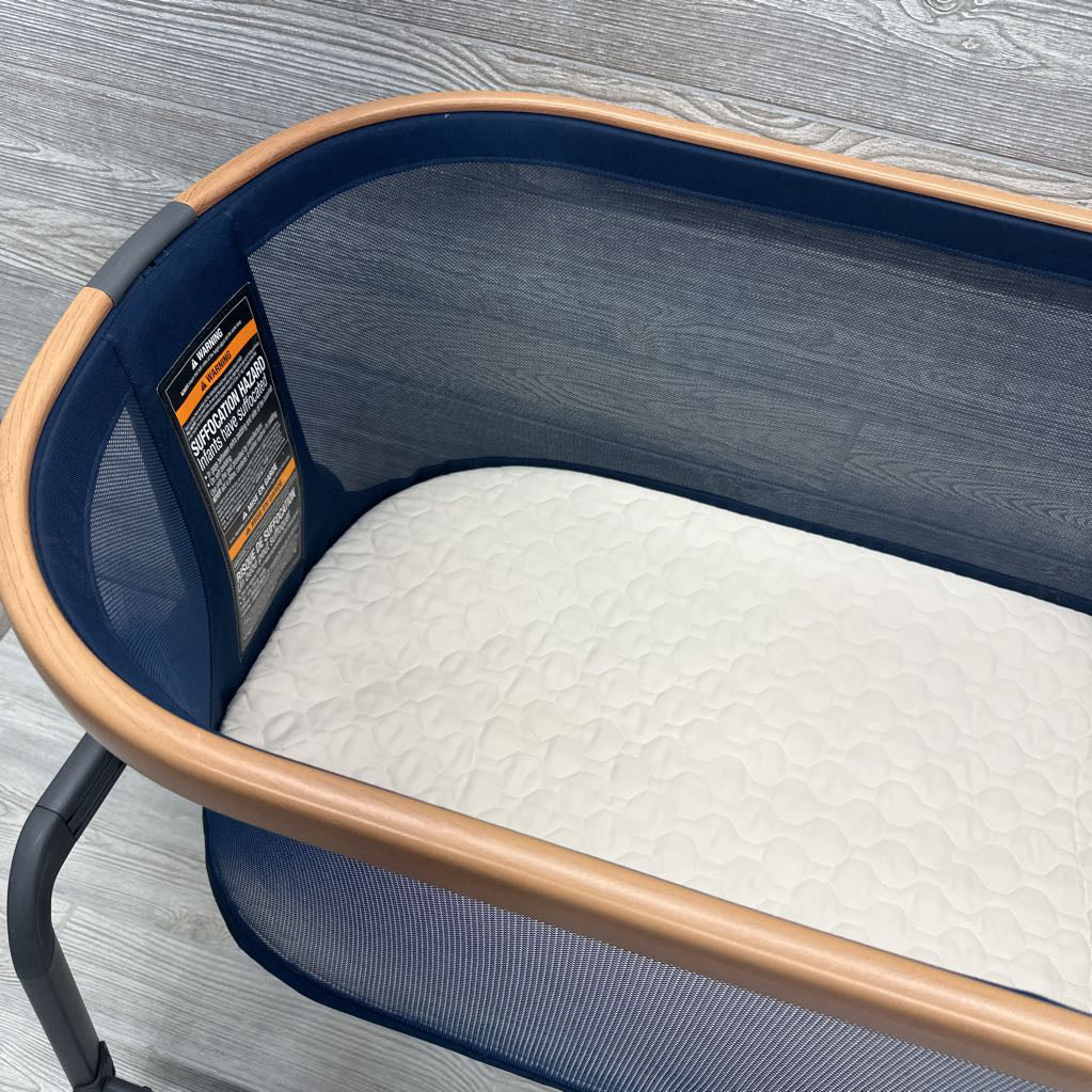 Lora Bedside Bassinet*