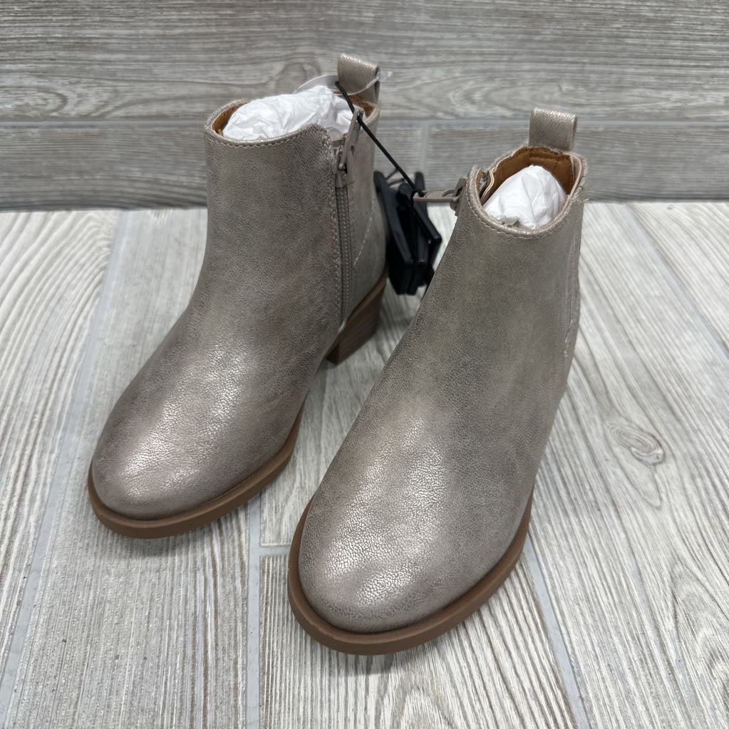 NEW Ankle Boots Side Zip 9c