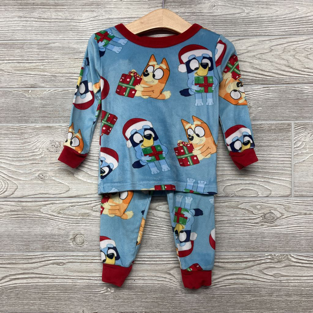 2 Pc LS Cozy PJs Presents 2T