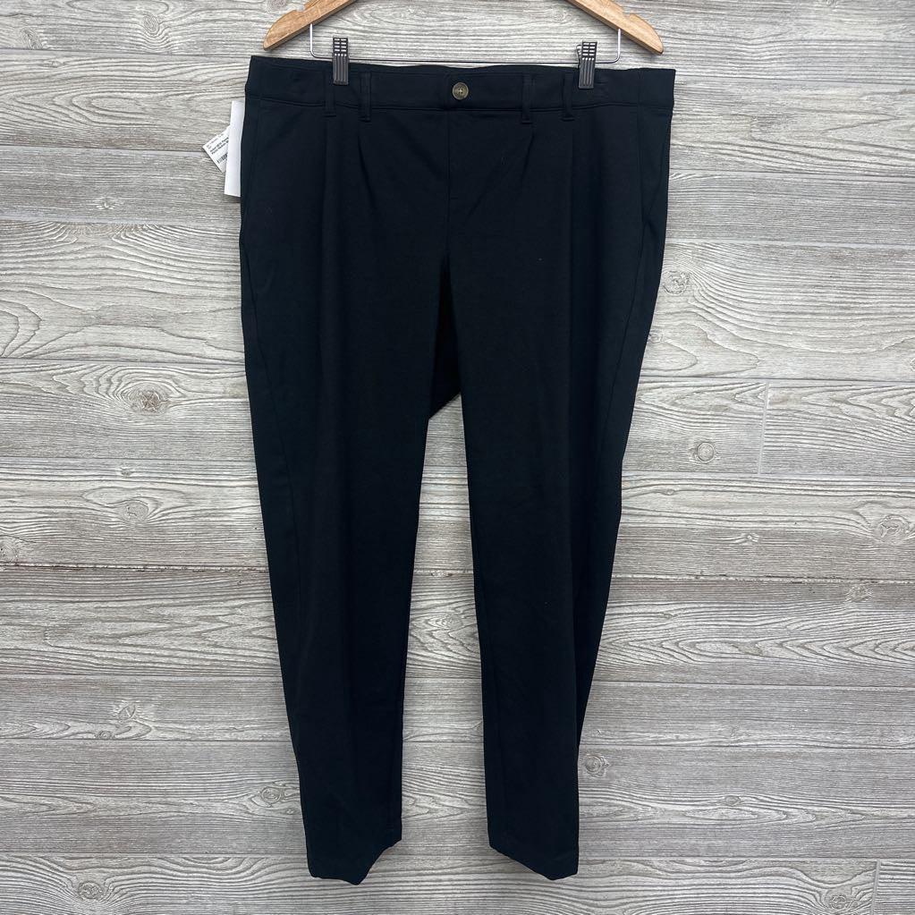 NEW Pointe Tapered Pants Medium