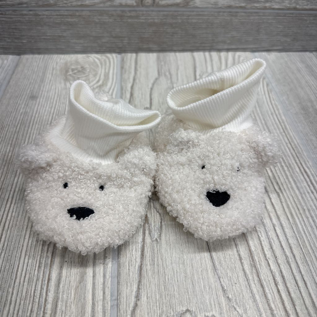 NWOT Sherpa Polar Bear Booties 0-6M