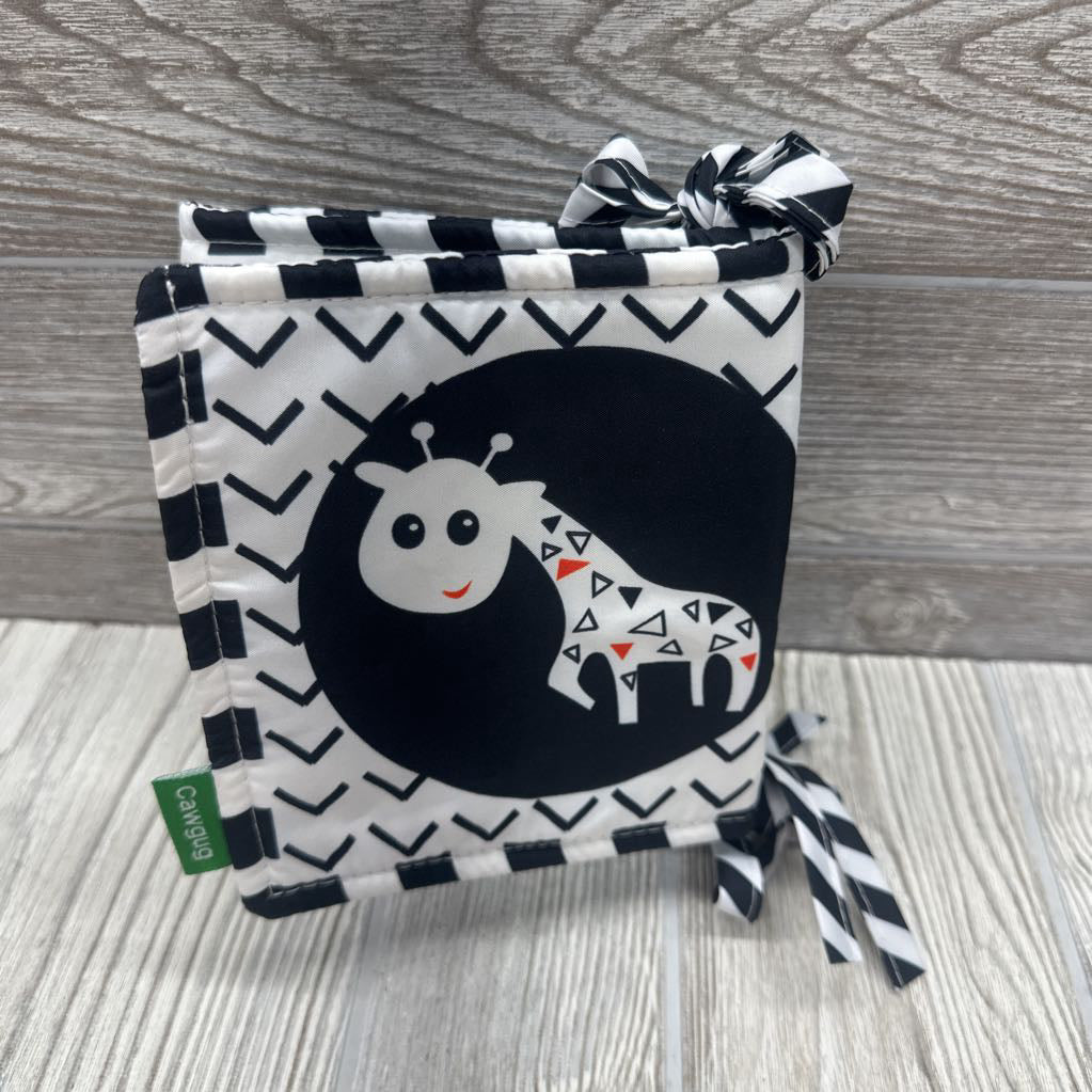 High Contrast Foldable Fabric Book