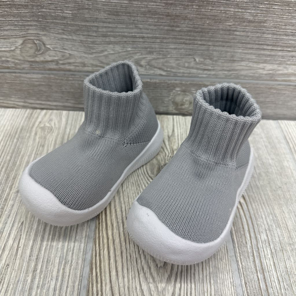 Nw/oT Non Skid Slip On Shoes 5C
