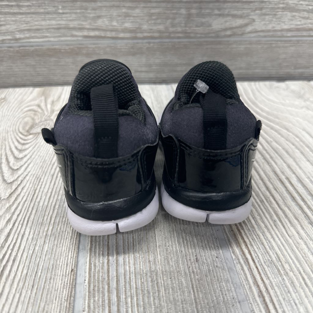 Free Slip On Sneakers 4c