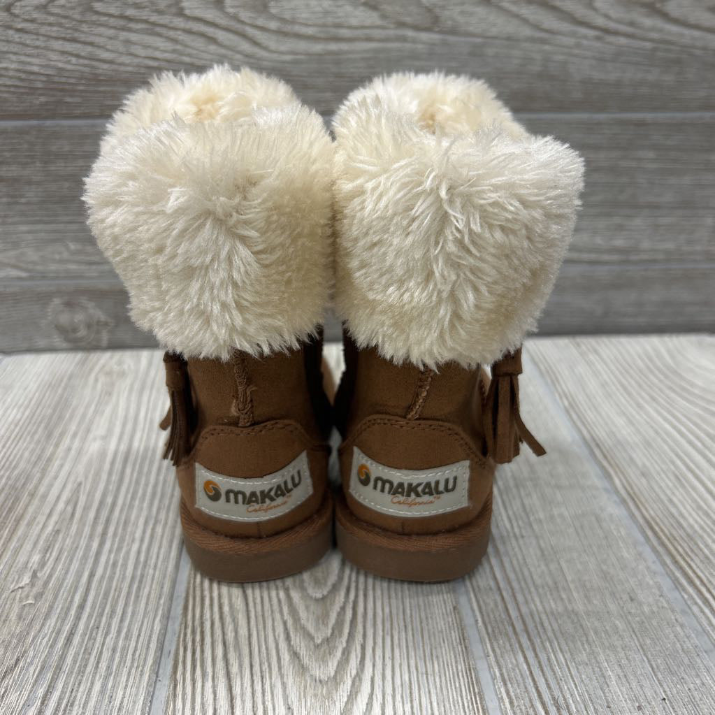 Faux Fur Cozy Boots Tassels 7C