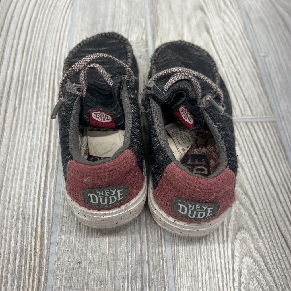 Wally Jersey Slip On Shoes 7c