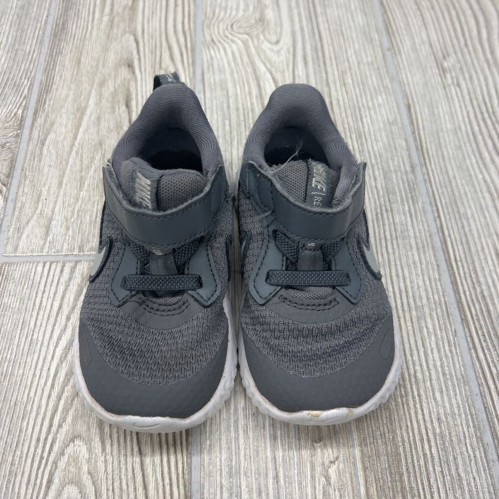 Revolution Velcro Shoes 6c