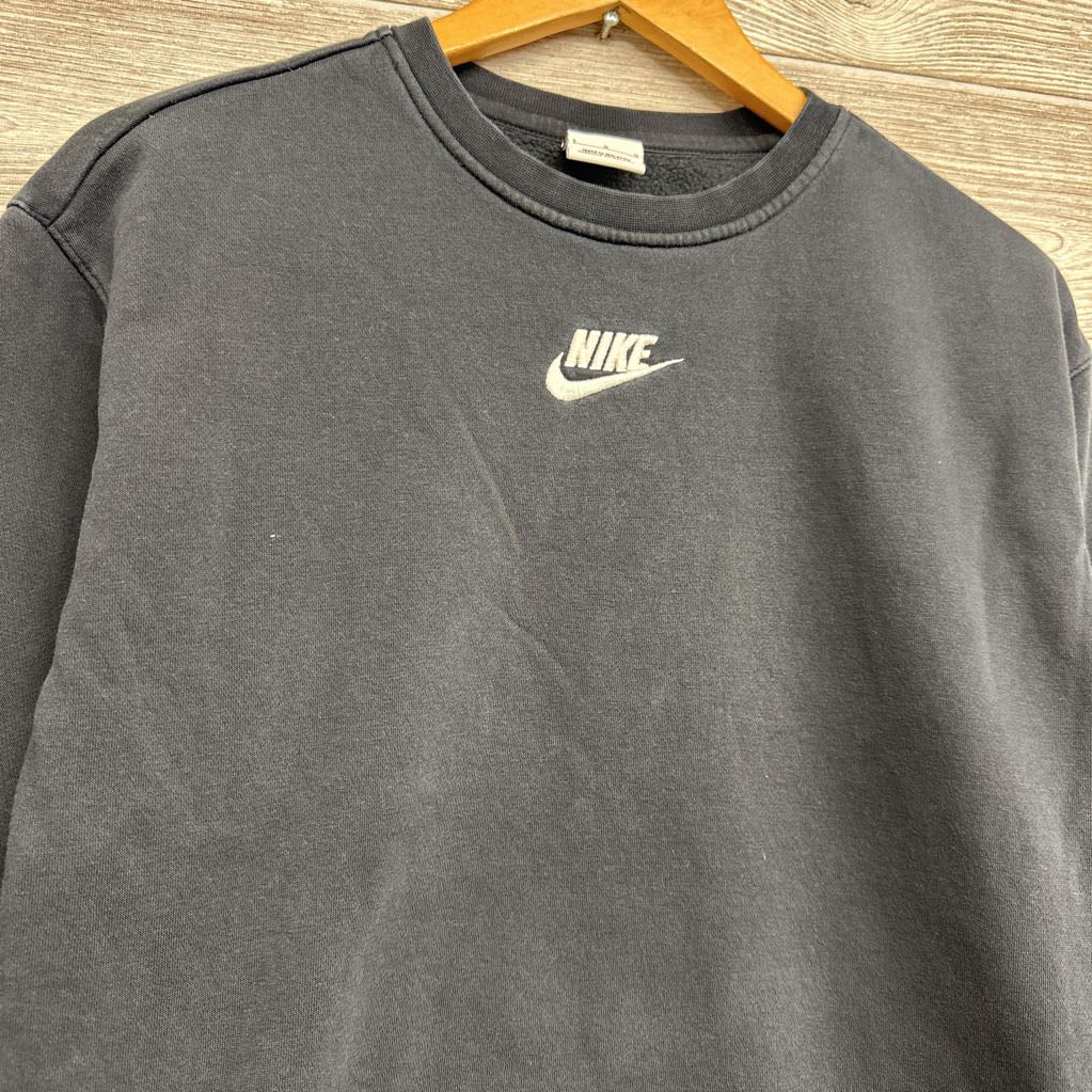 Crewneck Embroidered Swoosh 14