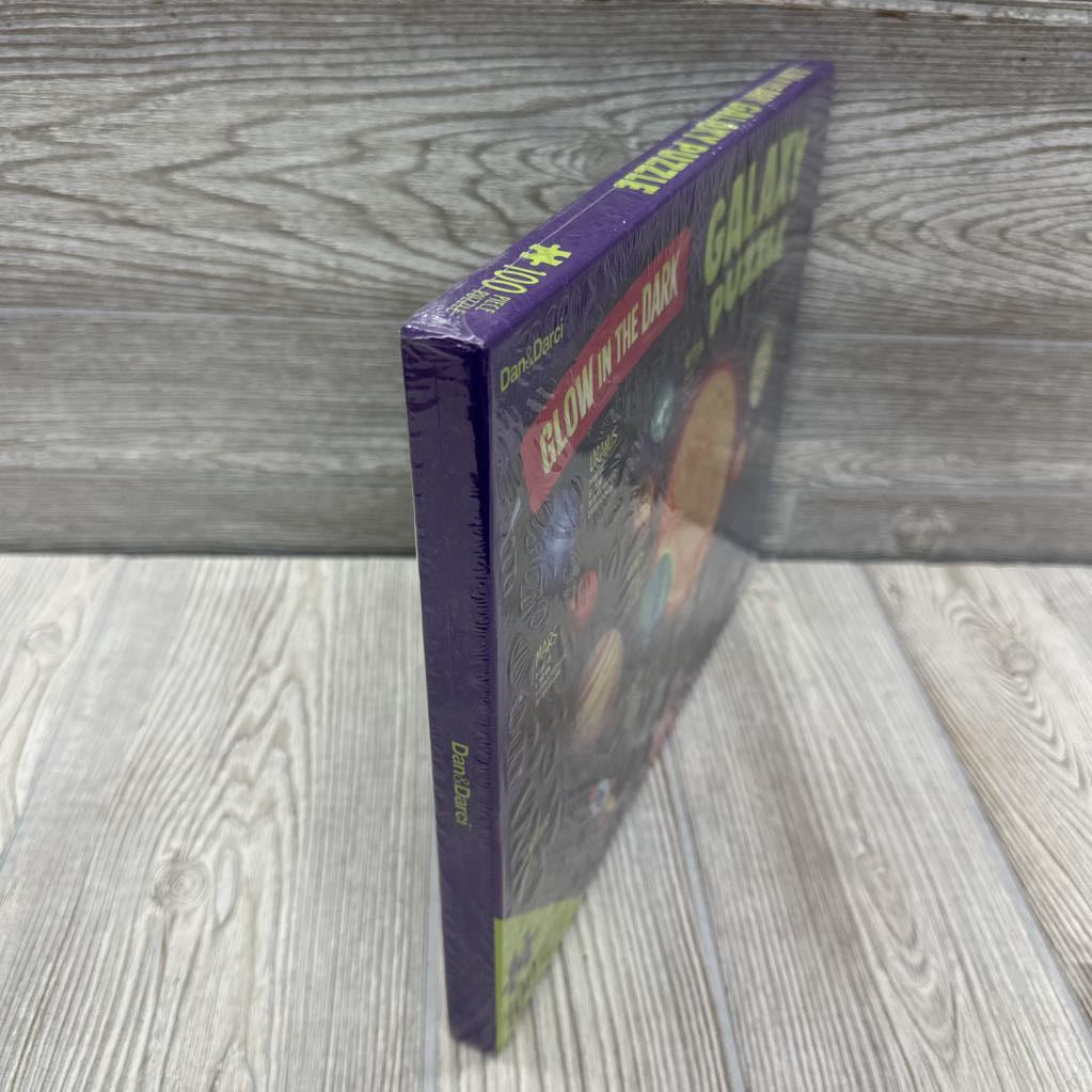 NEW Glow In The Dark Galaxy Puzzle
