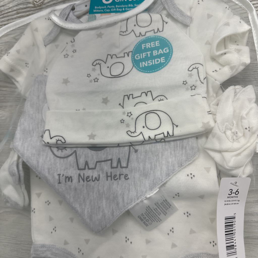 NEW 8 Pc Gift Set Elephants Triangles 3-6M