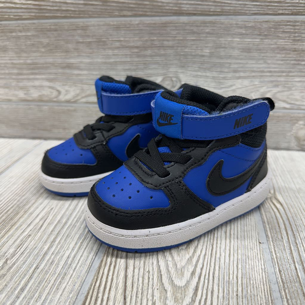 Court Borough Mid Sneakers 5c