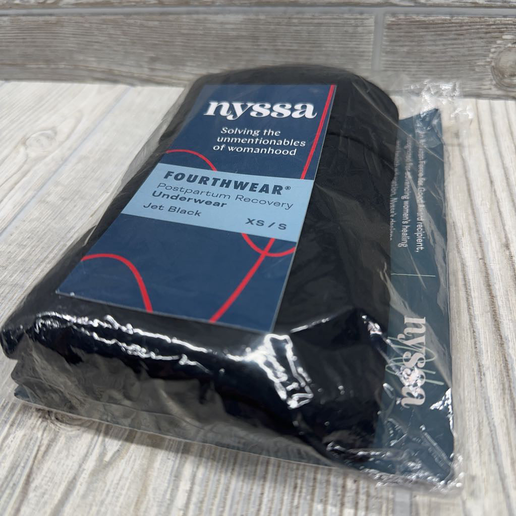 NEW Fourthwear Postpatrum Underwear XS/S