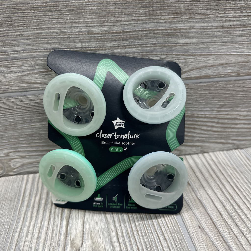 NEW Breast-like Night Glow Pacifiers