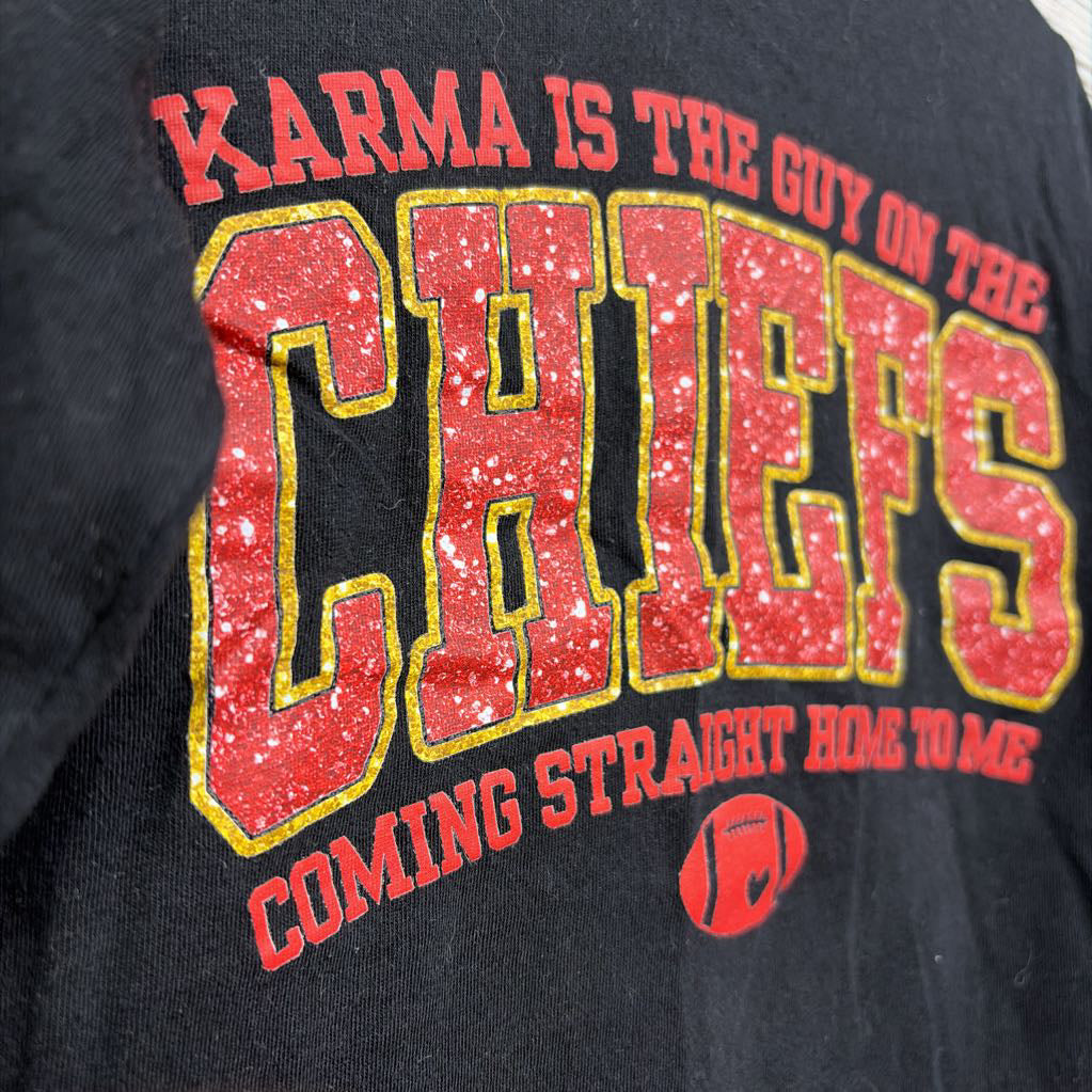 LS Shirt Karma Is The Guy On The Chiefs Coming Straight Home To Me 3t