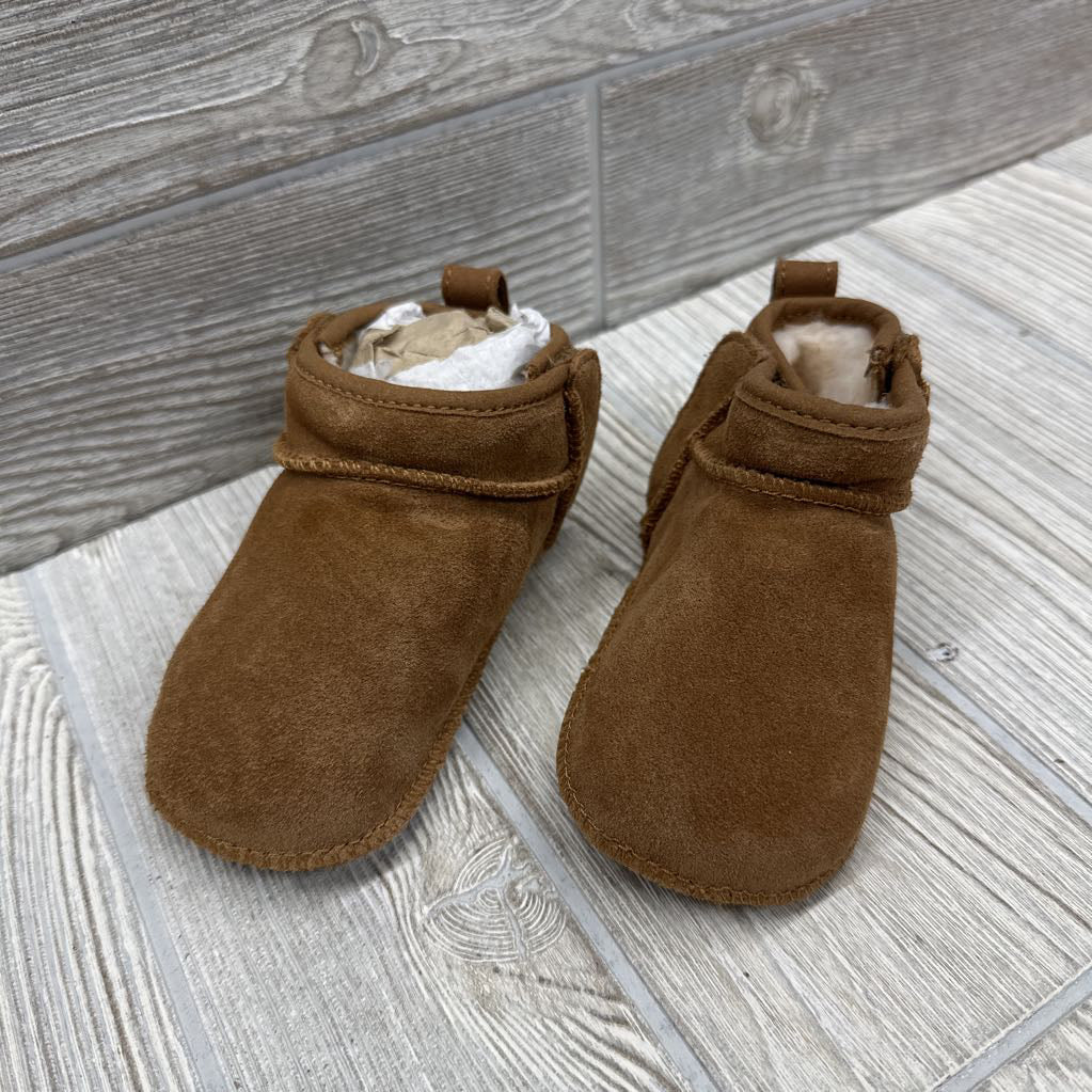 NEW Classic Ultra Mini Leather Boots 4-5c