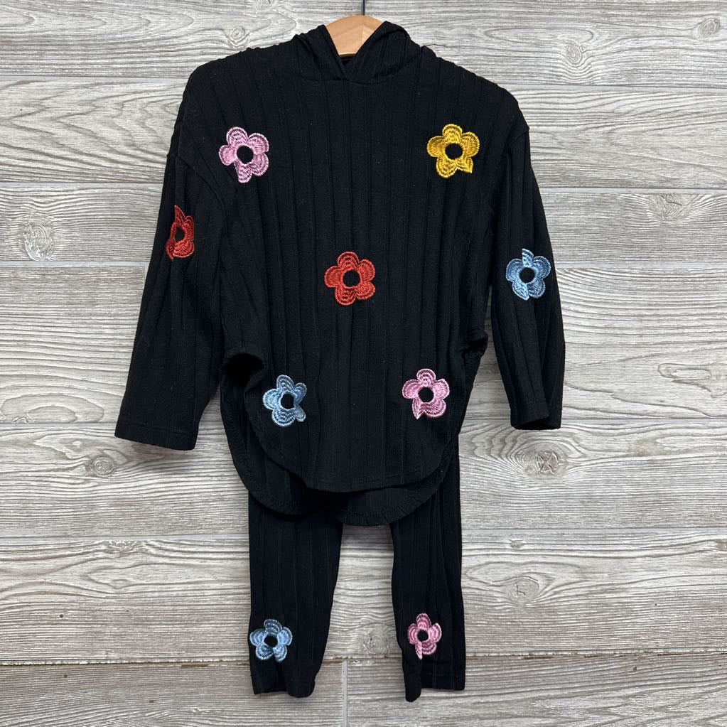 Ribbed Embroidered Flowers Shirt & Pants 4