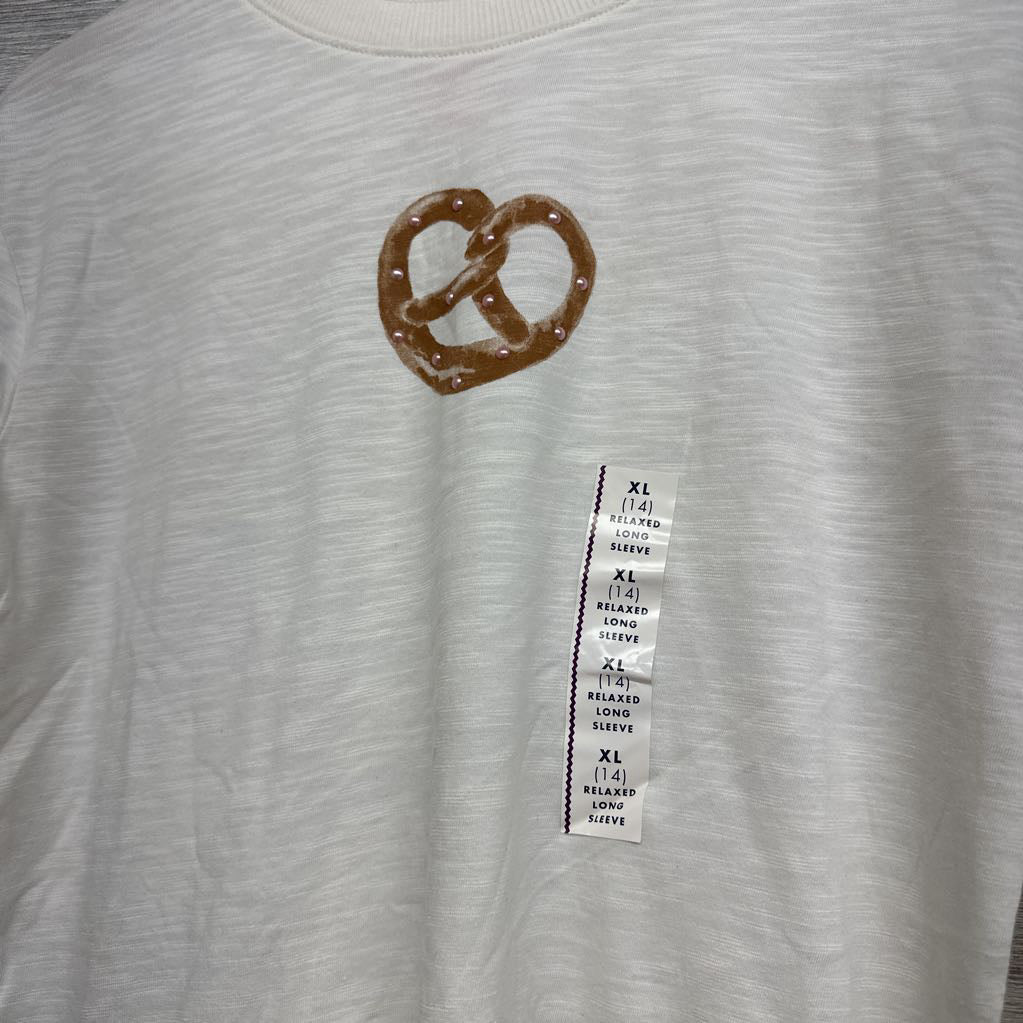NEW LS Shirt Pretzel 14