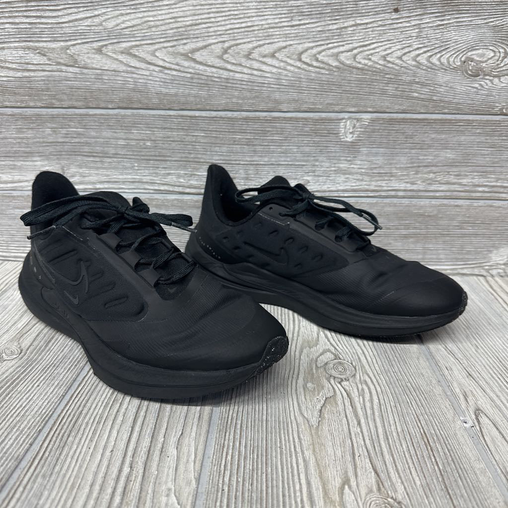 Winflo 9 Shield Sneakers 7.5y