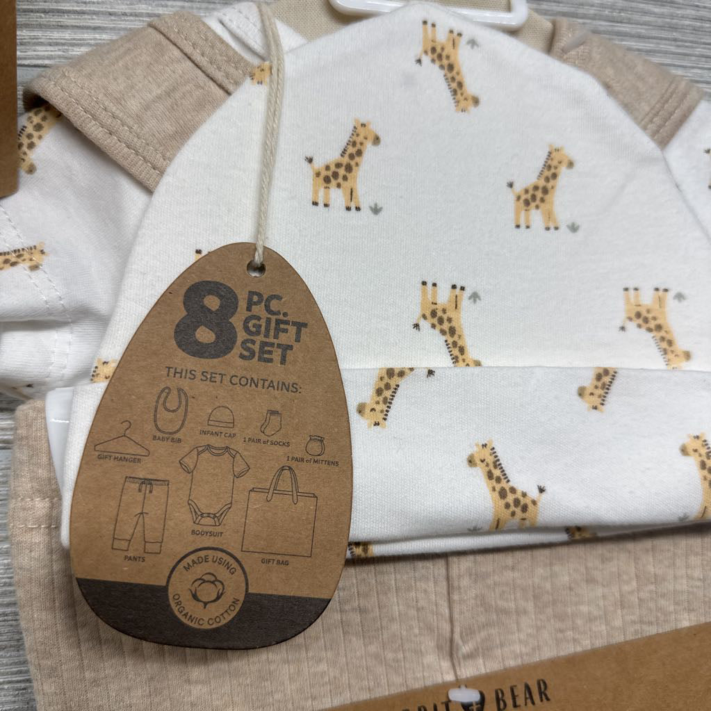 NEW 8 Pc Gift Set Bib, Bodysuit, Pants, Mittens, Socks, Gift Bag