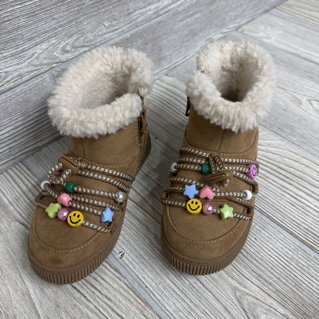 Hydee Boots 9c