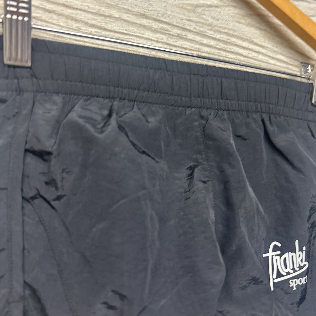 NEW Active Shorts 8