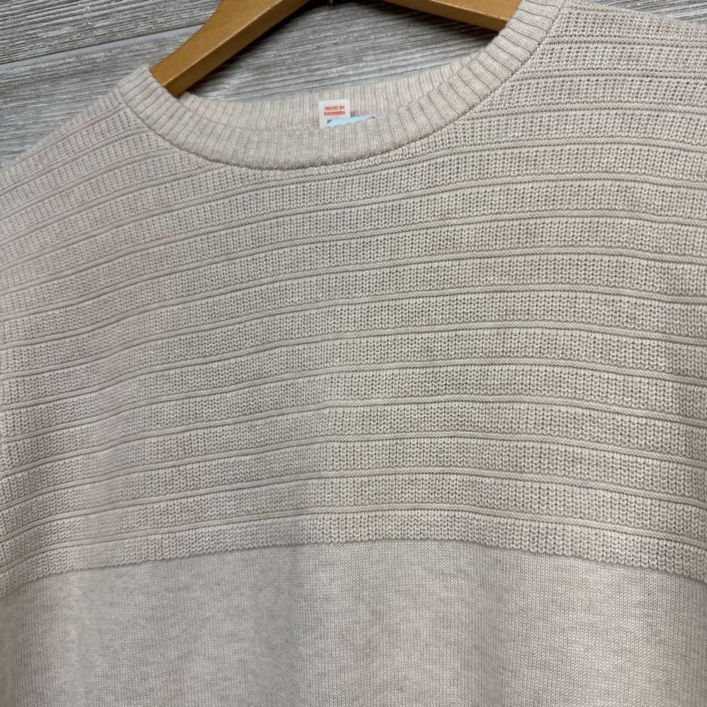 NEW Sweater 14