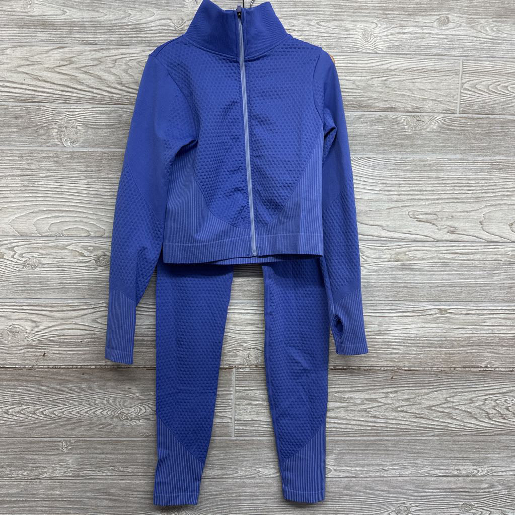 Textured Jacket, Crop Tank & Leggings 12