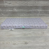 Good Vibes Vibrating Crib Wedge Stars