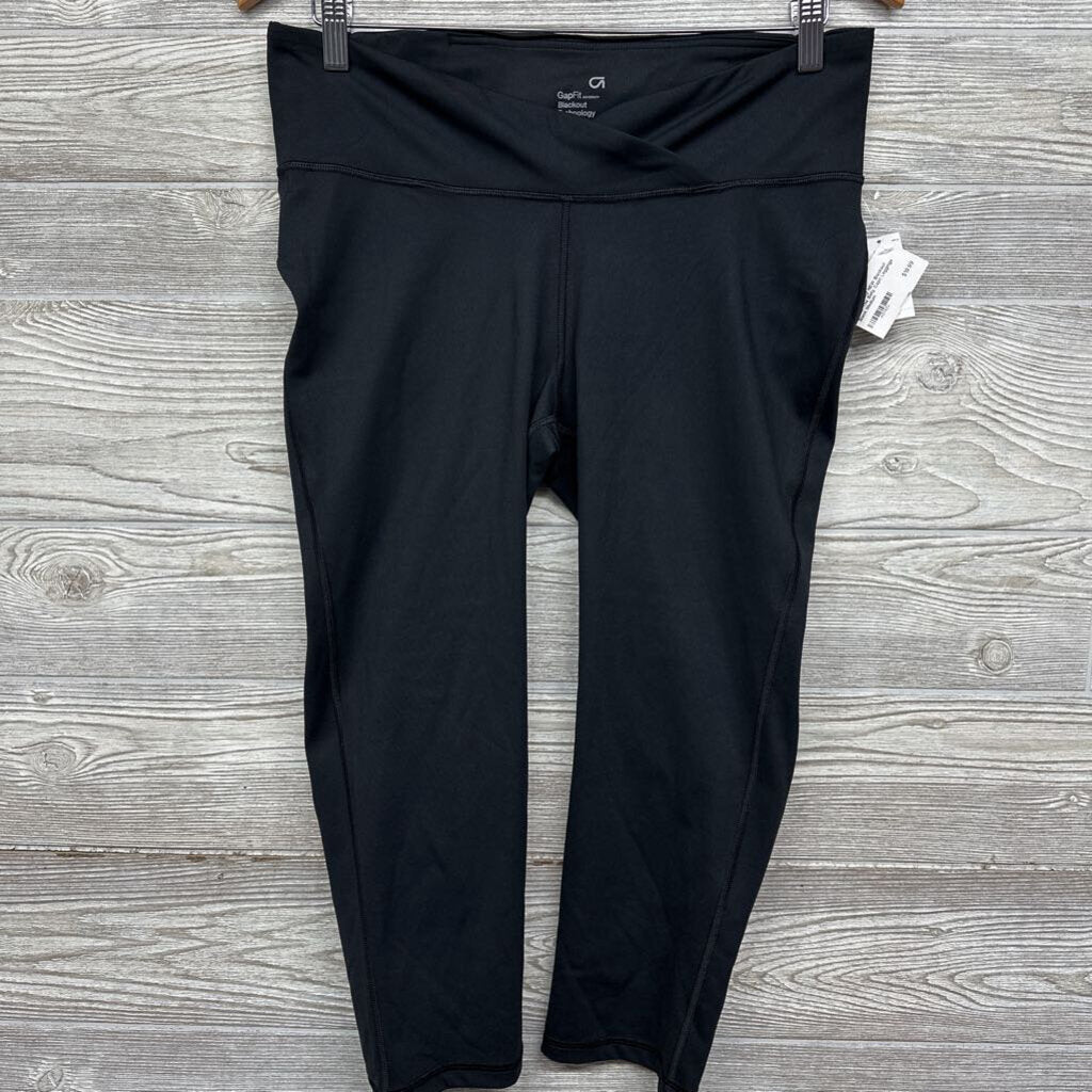 NEW Blackout Under The Belly Capri Leggings