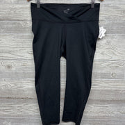 NEW Blackout Under The Belly Capri Leggings