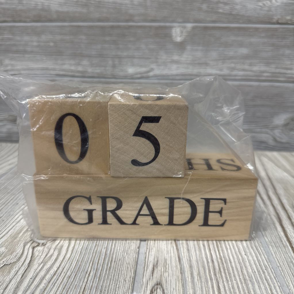 Wooden Milestone Blocks